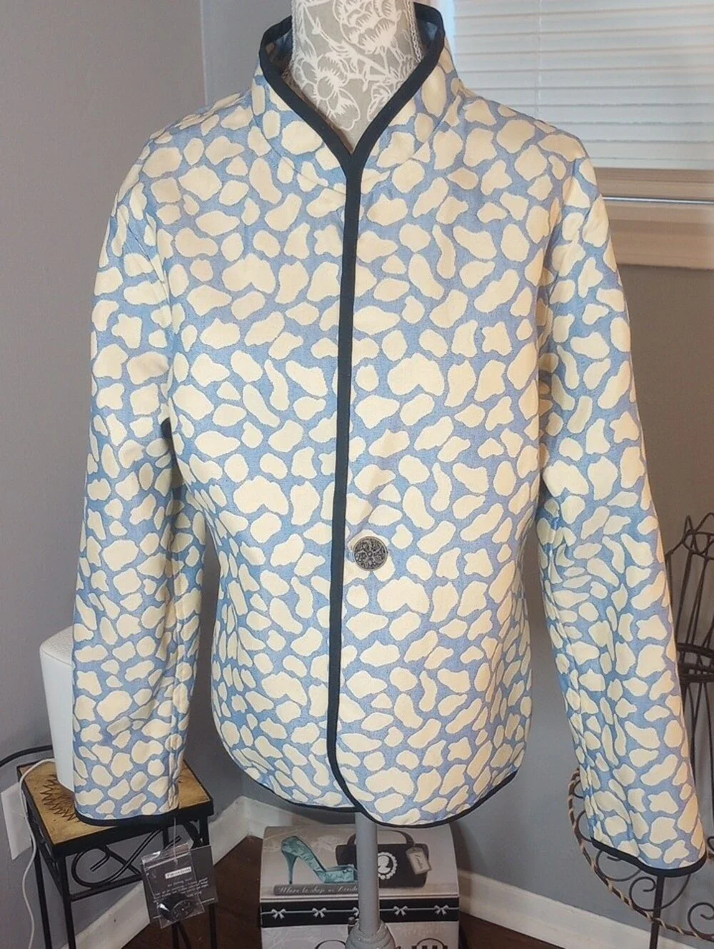 Womens Blue Reversible Leopard Print Collar Jacket